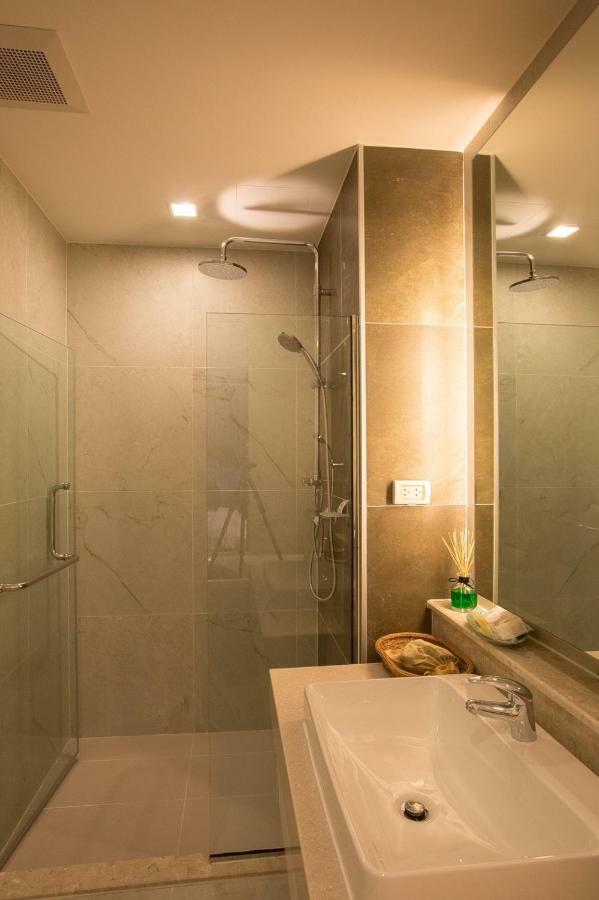 Nava De Astra Apartment Чиангмай Екстериор снимка